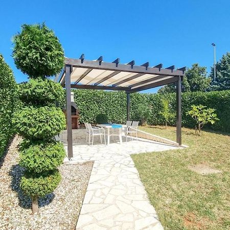 Lea Apartamento Novigrad Istria Exterior foto