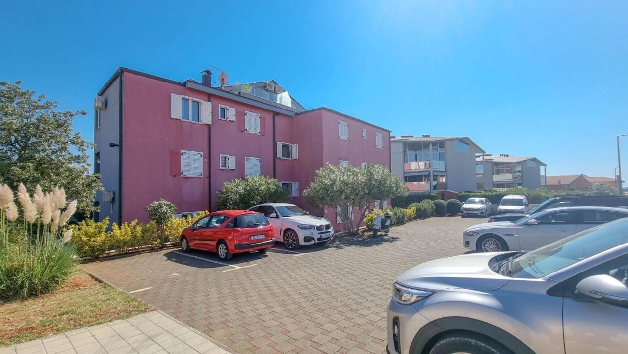Lea Apartamento Novigrad Istria Exterior foto