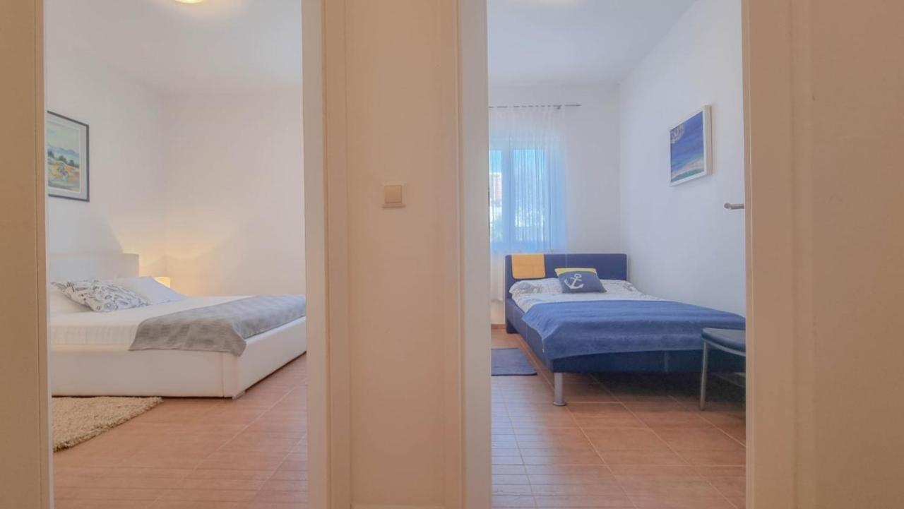 Lea Apartamento Novigrad Istria Exterior foto
