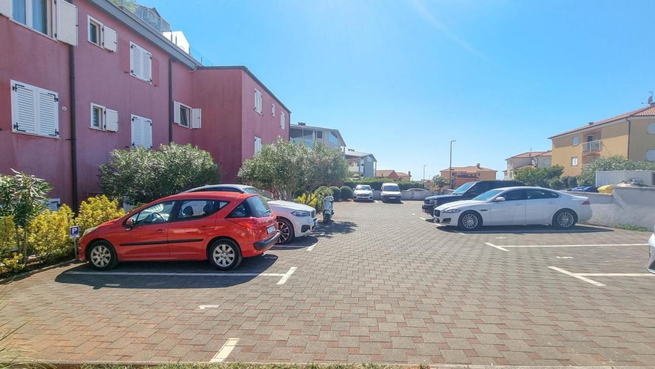 Lea Apartamento Novigrad Istria Exterior foto