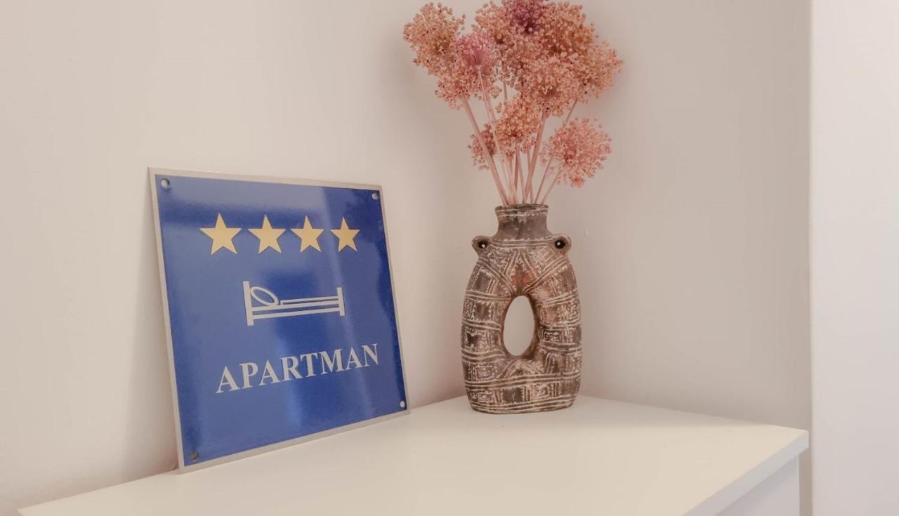 Lea Apartamento Novigrad Istria Exterior foto