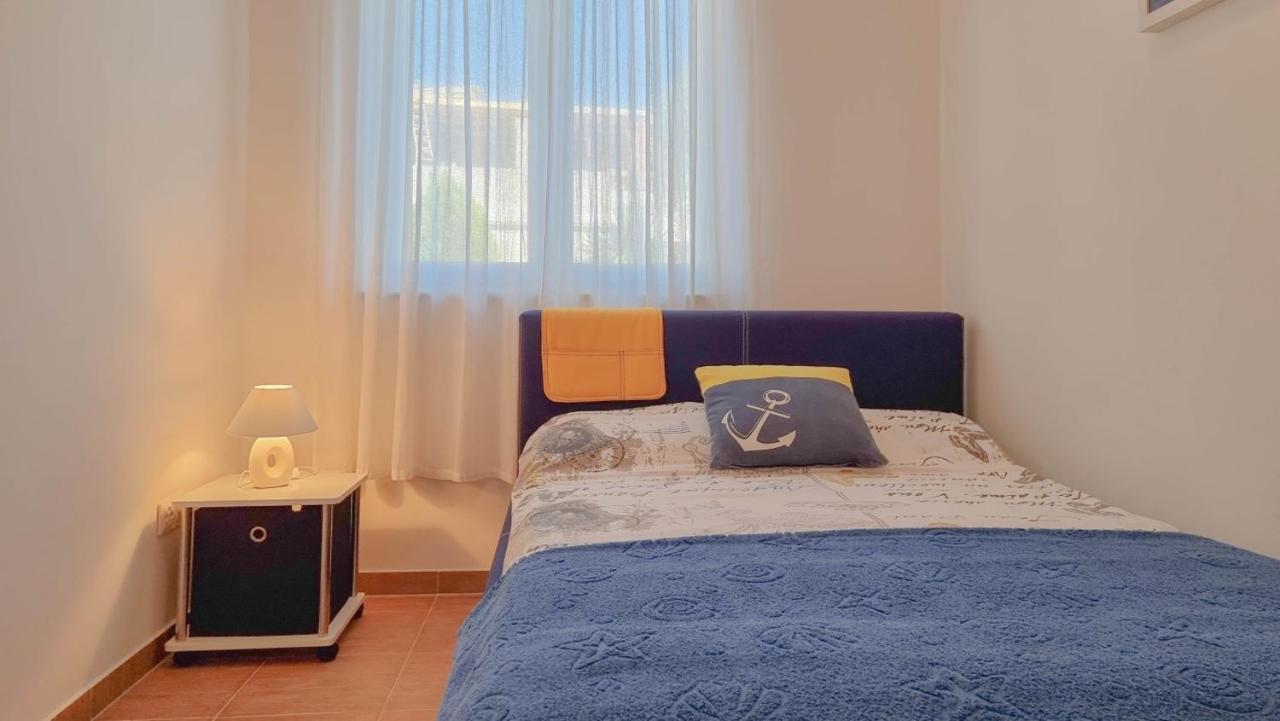 Lea Apartamento Novigrad Istria Exterior foto